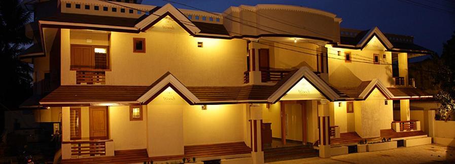 Thekkady Woods Hotel Exterior photo